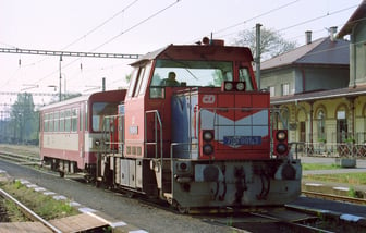 708 001-3