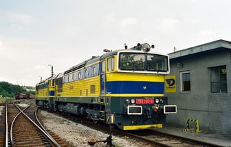 753 703-8