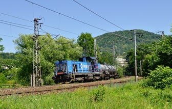 731 015-4