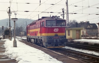 754 076-8