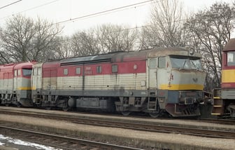 752 023-2