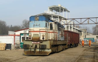 742 064-9