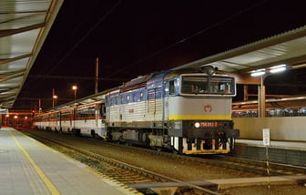 750 093-7