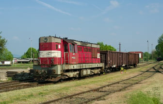 742 081-3