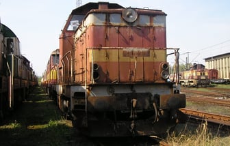 735 174-5