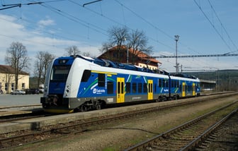 650 017-7