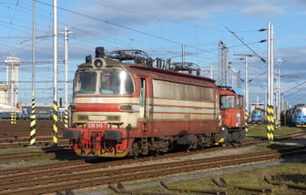 230 045-7