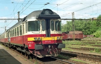 853 026-3