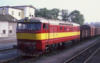 751 102-5