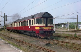 853 002-4