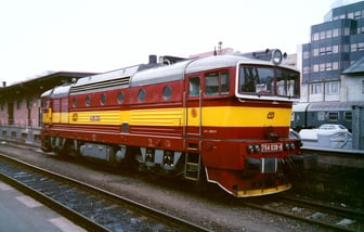 754 038-8