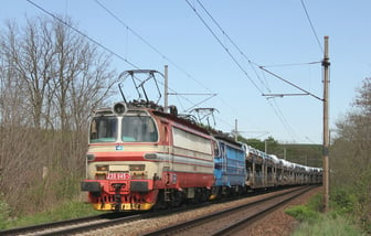 230 045-7