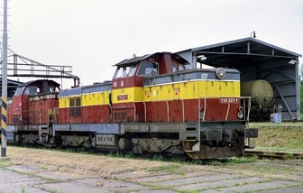 735 227-1