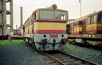 753 057-9