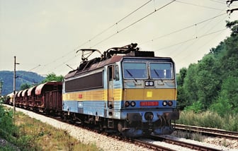 363 075-3