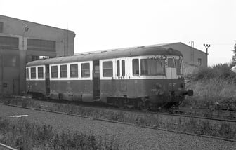 820 033-9