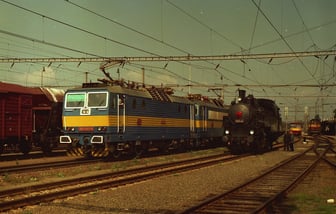 363 003-5