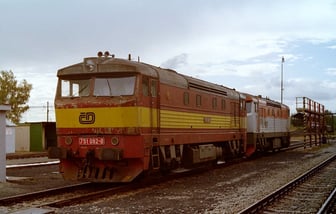 751 092-8