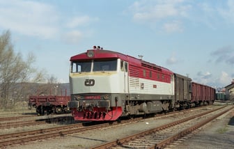 749 218-4