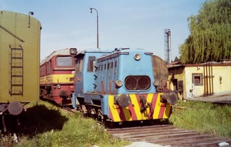 700 893-1