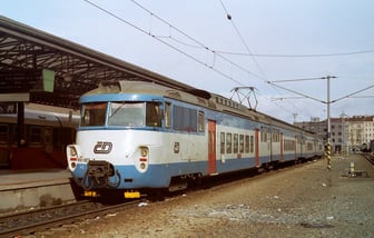 451 027-7