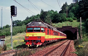 560 006-9