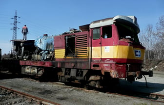 751 092-8