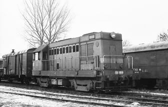 720 048-8