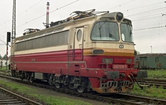 240 026-5