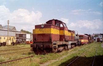 735 142-2