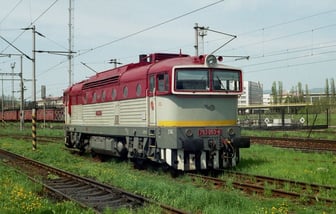 753 053-8