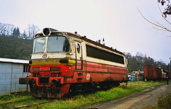 230 037-5