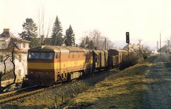 752 067-9