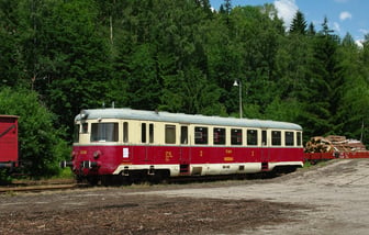 820 057-8