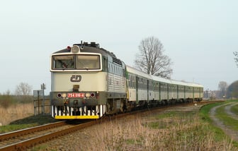 754 016-4