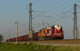 740 869-3