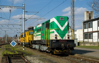 740 832-1