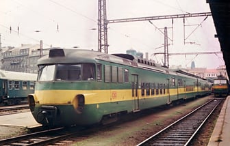 451 021-0