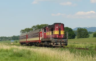 742 028-4