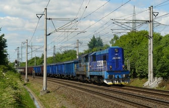 742 523-4