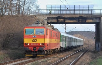 263 002-8