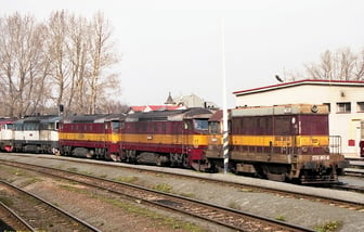 720 053-8