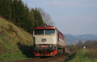 749 042-8