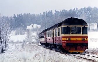 852 002-5