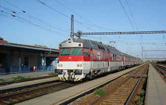 560 017-6