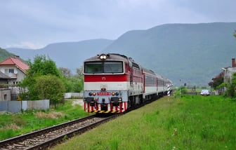 754 033-9