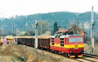 372 002-6