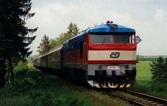 749 042-8