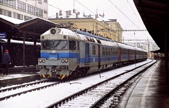 560 001-0