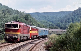 753 047-0